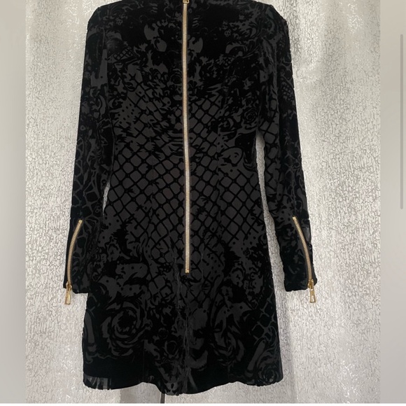 Balmain X H&M Velvet Burnout dress - Picture 2 of 8